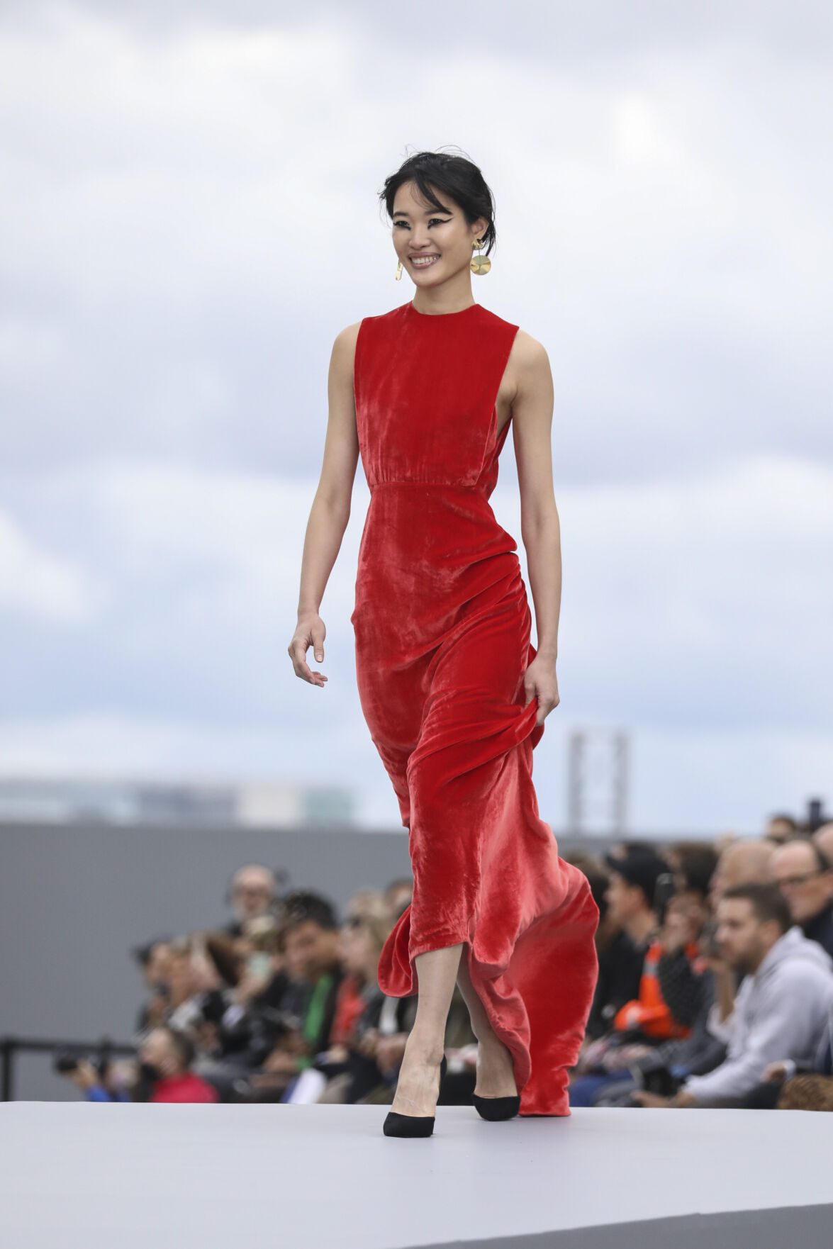 Paris Fashion S/S 2022 L'Oreal